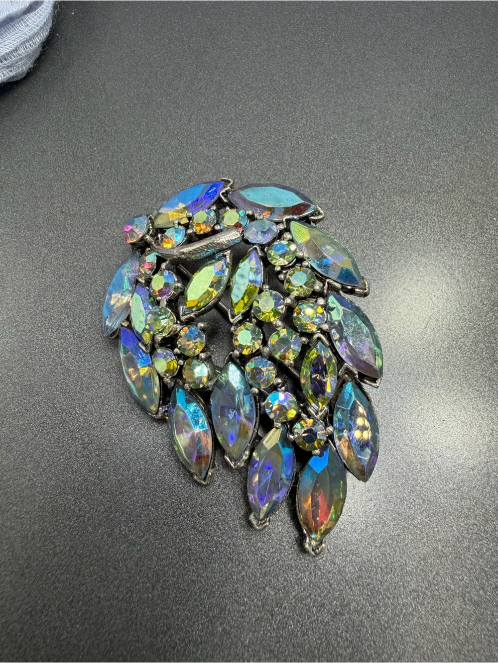 Albert Weiss Iridescent Blue-Green Crystal Leaf Cluster Brooch #3WE